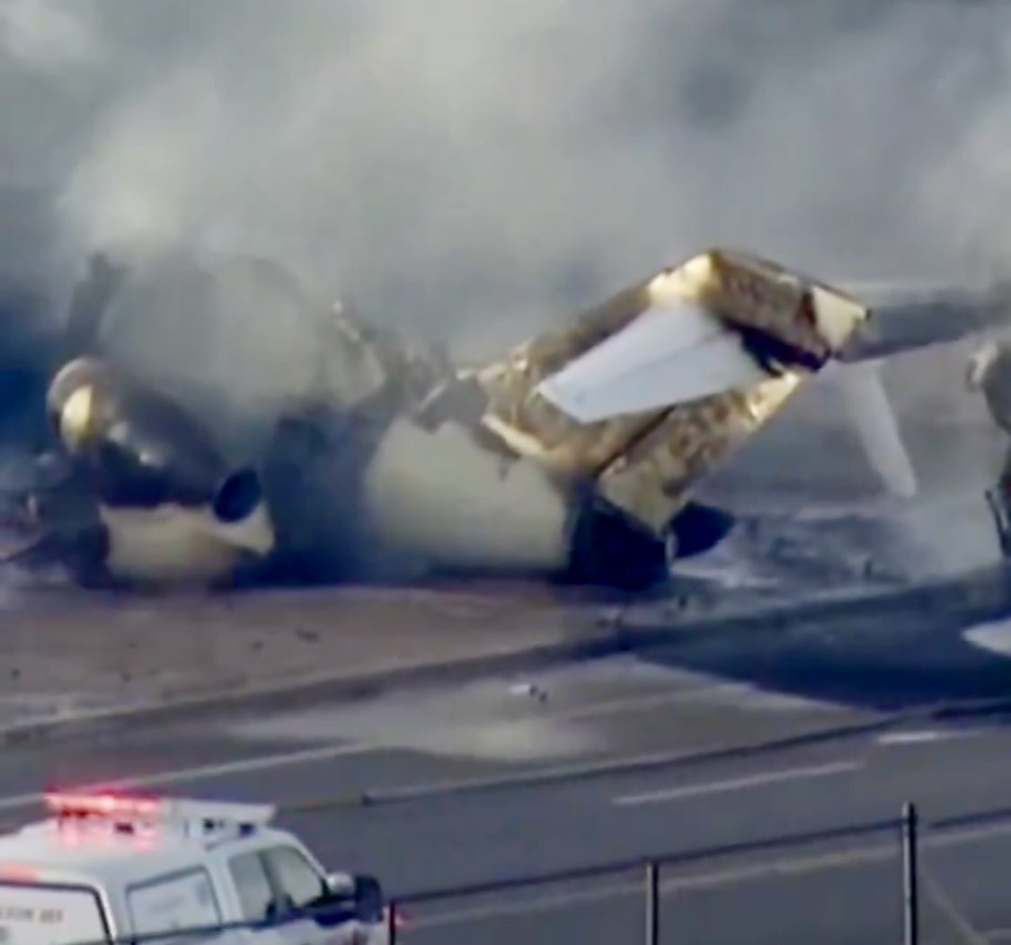 Mesa, Arizona — Five people were killed in a tragic incident at Falcon Field Airport on Tuesday afternoon when a small passenger jet failed to take off and crashed into a vehicle near the runway. The accident occurred around 4:40 p.m., when a HondaJet, registered as N57HP, failed to takeoff and tore through a perimeter fence before striking the vehicle.