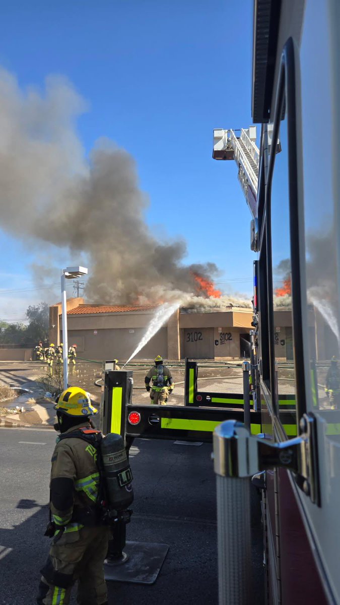 2-ALARM FIRETucson Fire was dispatched to a call of fire nature unknown   in the 3100 block of East 22nd Street. Engine 3 arrived six minutes later and reported smoke coming from the back door on and eaves of an abandoned AM/PM 