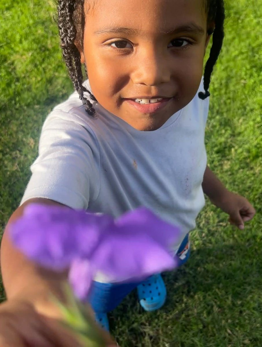 Phoenix PD says they have the shooter in custody. 29-year-old Joanna Chalup Cortez. She turned herself in. She's facing charges of aggravated assault and discharging a firearm. @azfamilyThis is 4yo Qahsiem Sinclair.His family gave me permission to share his photo. He was shot in the face yesterday. 