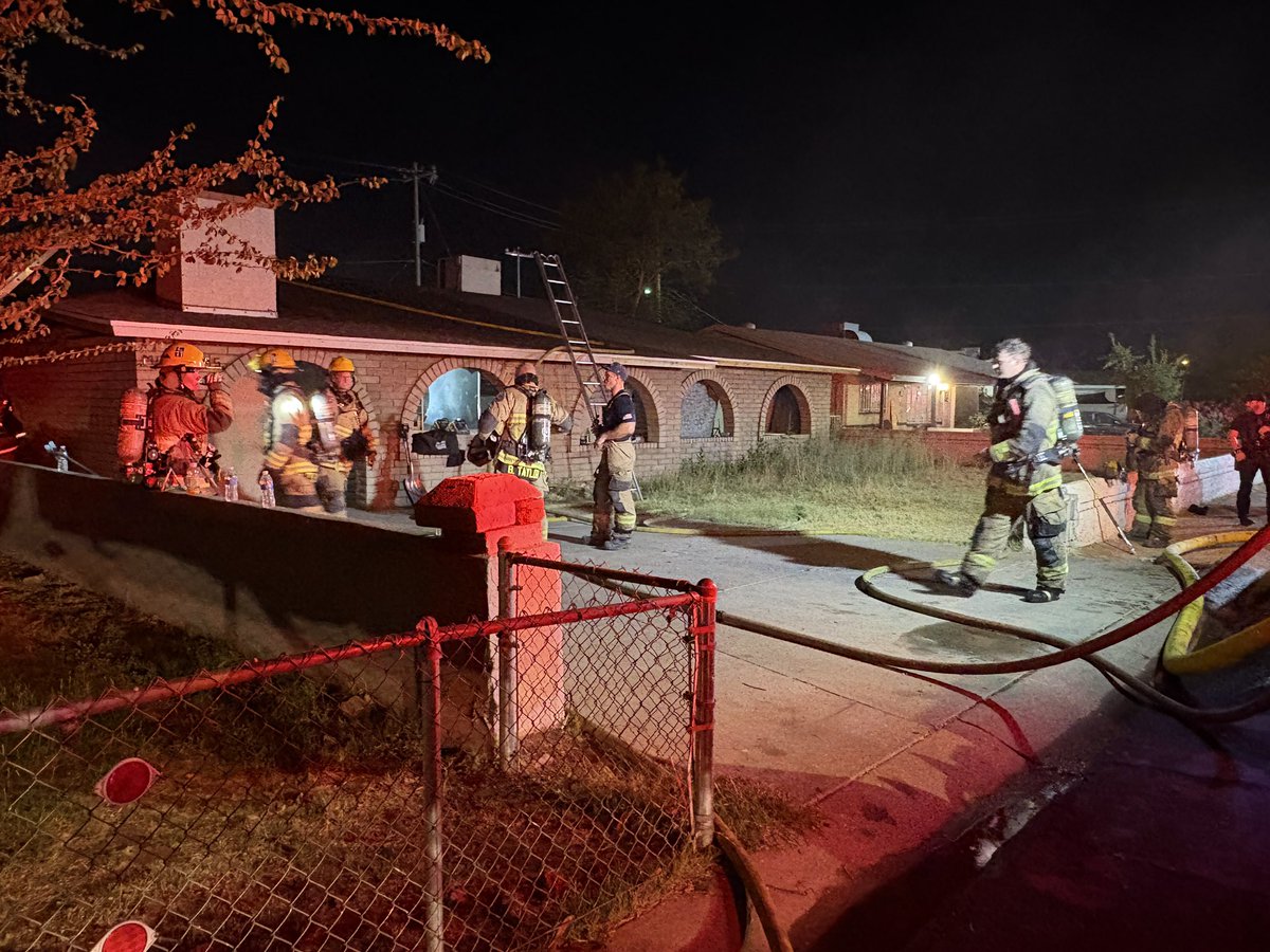 Firefighters arrived on scene near 28th St and Roosevelt St to find a fire in the rear of a home that was extending to a nearby house. Crews quickly extinguished the flames keeping the damage to the nearby house to the exterior